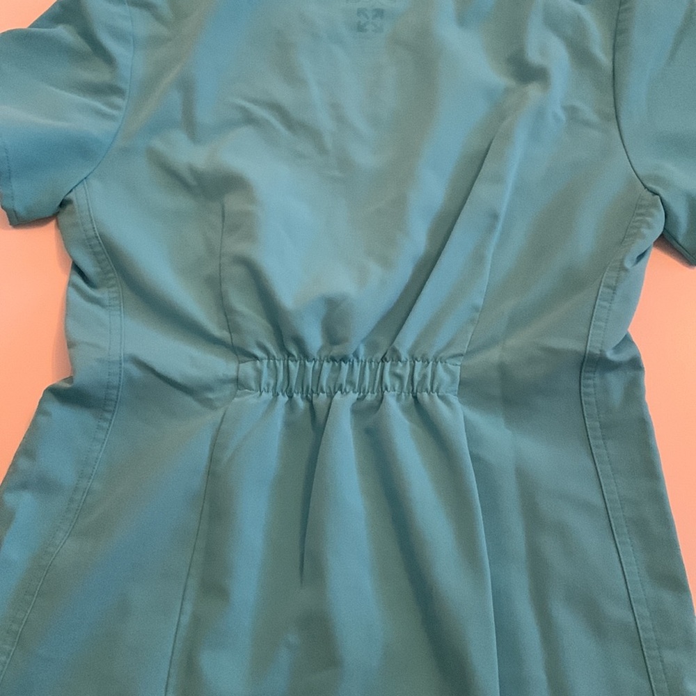 SCRUB TOP LOT! - Picture 5 of 13